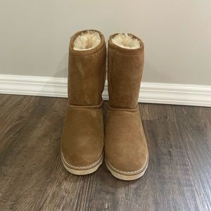 Bearpaw boots